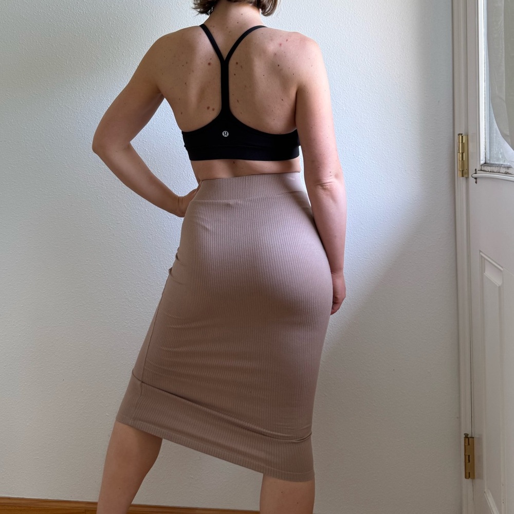 Forever 21 Brown Midi Ribbed Bodycon Pencil Skirt size Small
